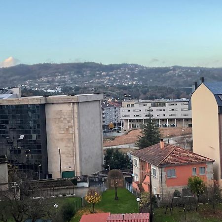 Residencia Universidad Ourense Buitenkant foto