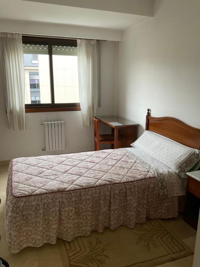 Residencia Universidad Ourense Buitenkant foto